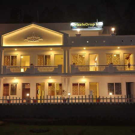 Drizzle Drop Inn Уті Екстер'єр фото