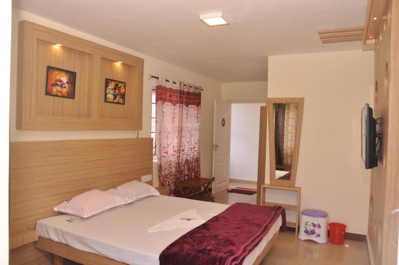 Drizzle Drop Inn Уті Екстер'єр фото